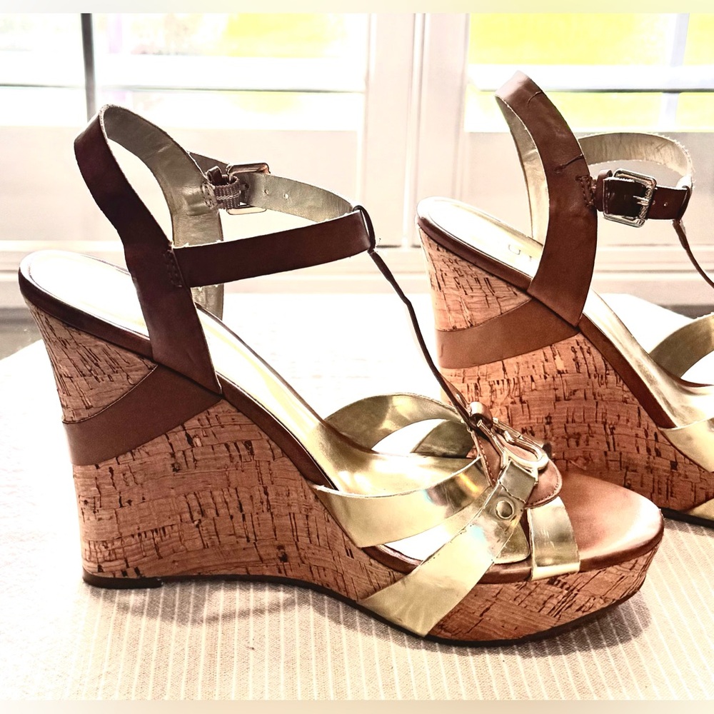 GUESS Wedge Sandals - Picture 3 of 8